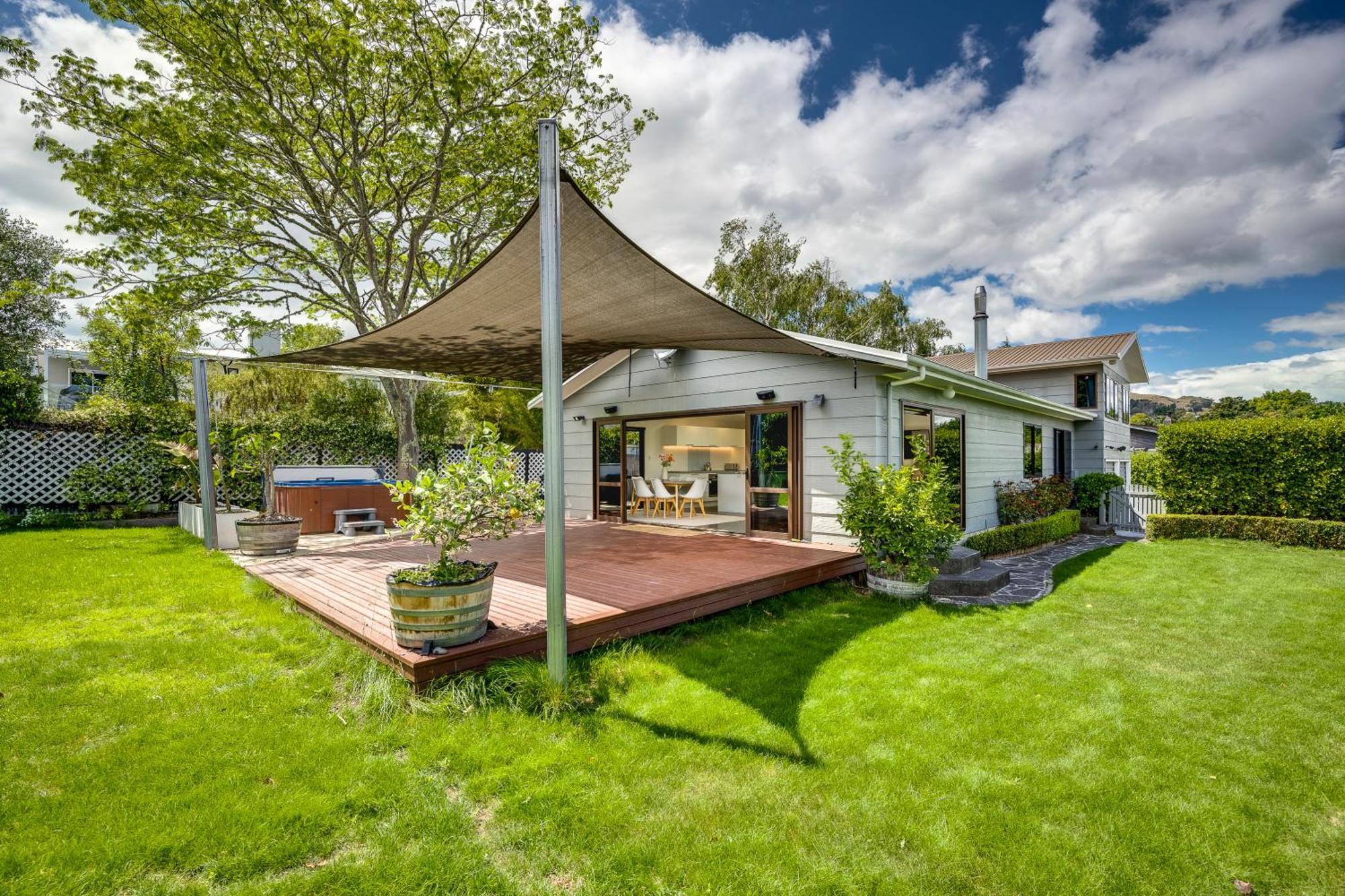 Villa Sunny Oasis - Havelock North Retreat Extérieur photo